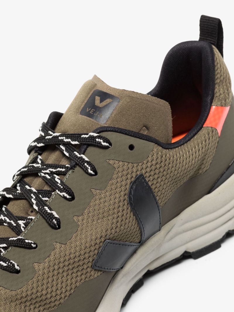 Green Dekkan Low Top Sneakers