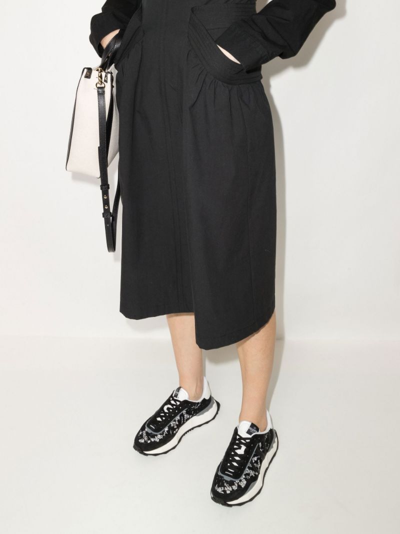 Black Lacerunner Low Top Sneakers