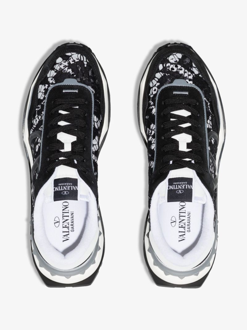 Black Lacerunner Low Top Sneakers