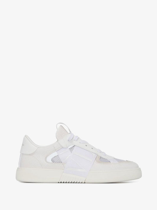 White Vl7n Low Top Leather Sneakers