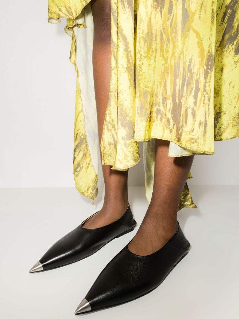 Black Pointed Toe Leather Pumps