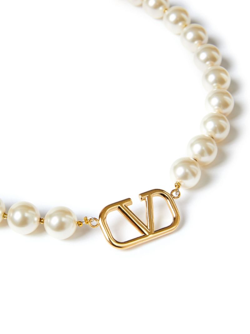 Gold-tone Vlogo Signature Pearl Necklace