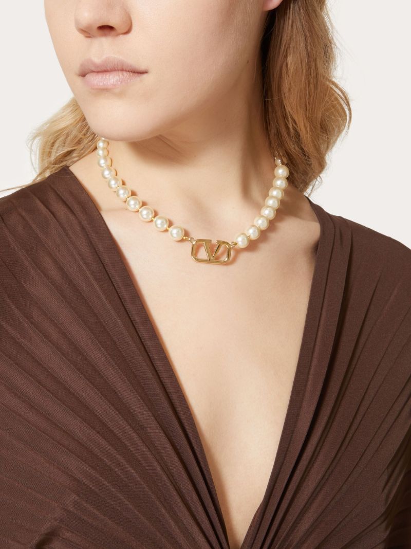 Gold-tone Vlogo Signature Pearl Necklace