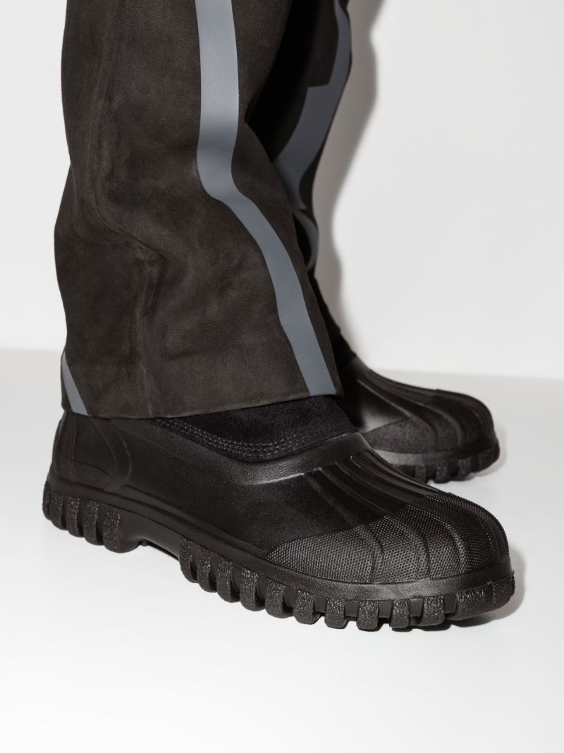 Black Balbi Suede Ankle Boots