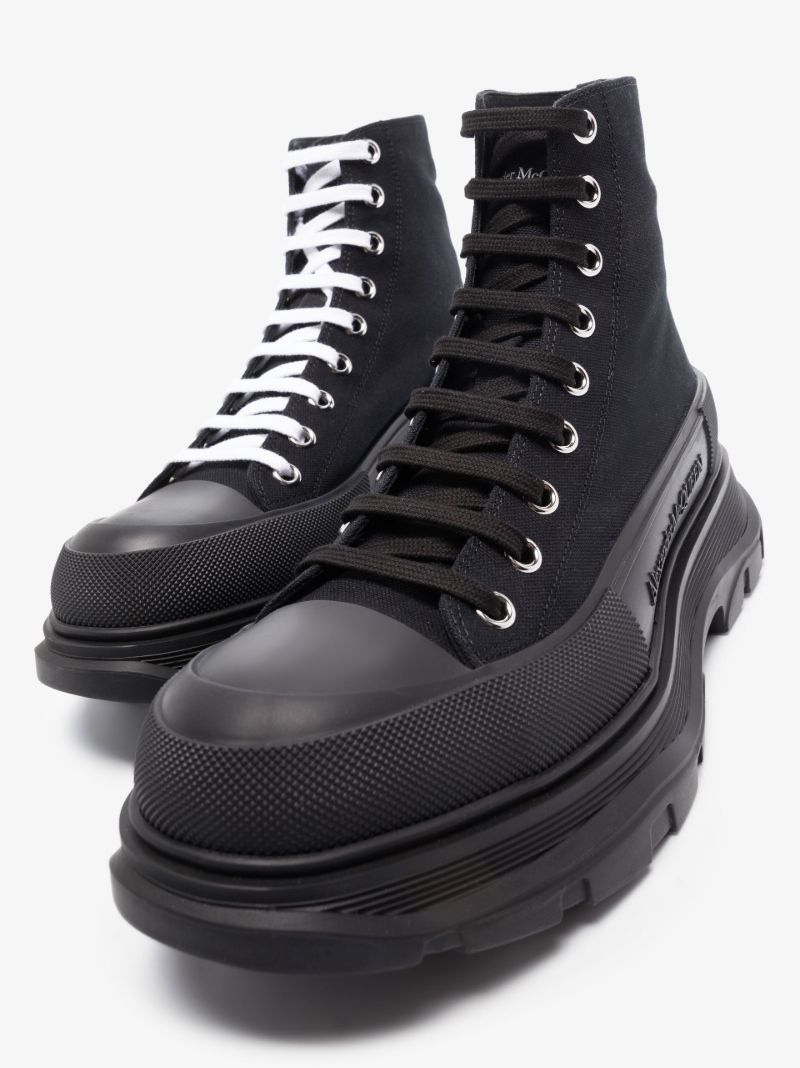 Black Tread Slick Boots