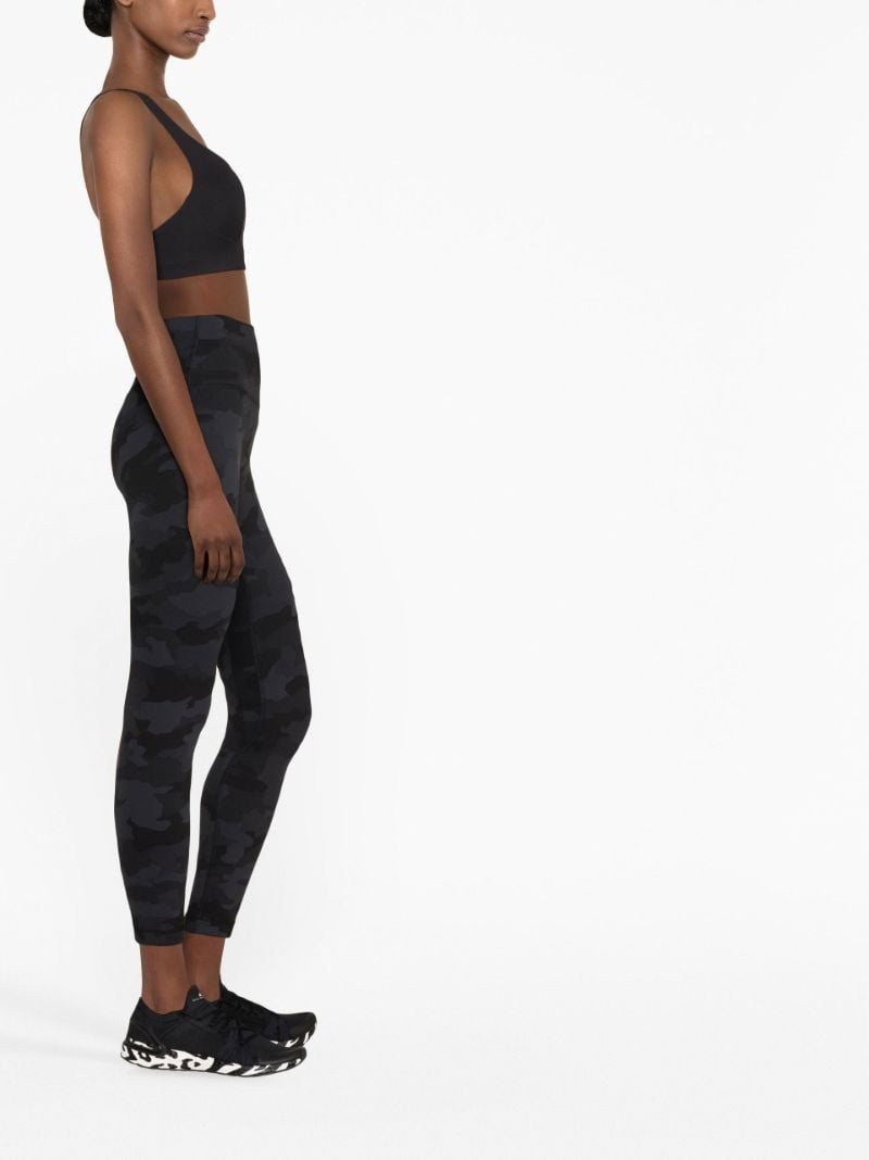 Black Wunder Train Sports Bra