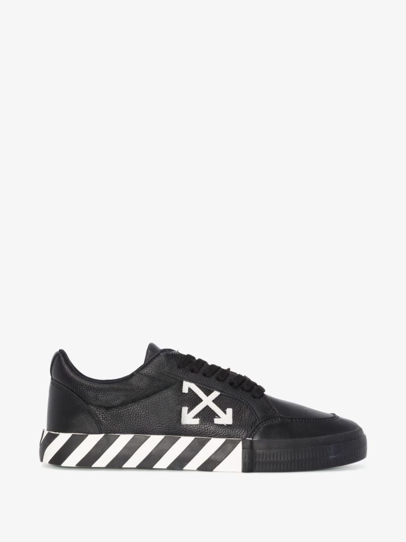 Black Low Vulcanised Leather Sneakers