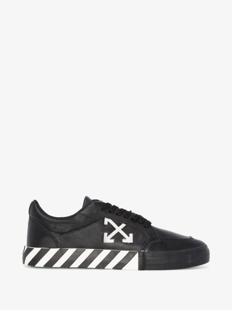 Black Low Vulcanised Leather Sneakers