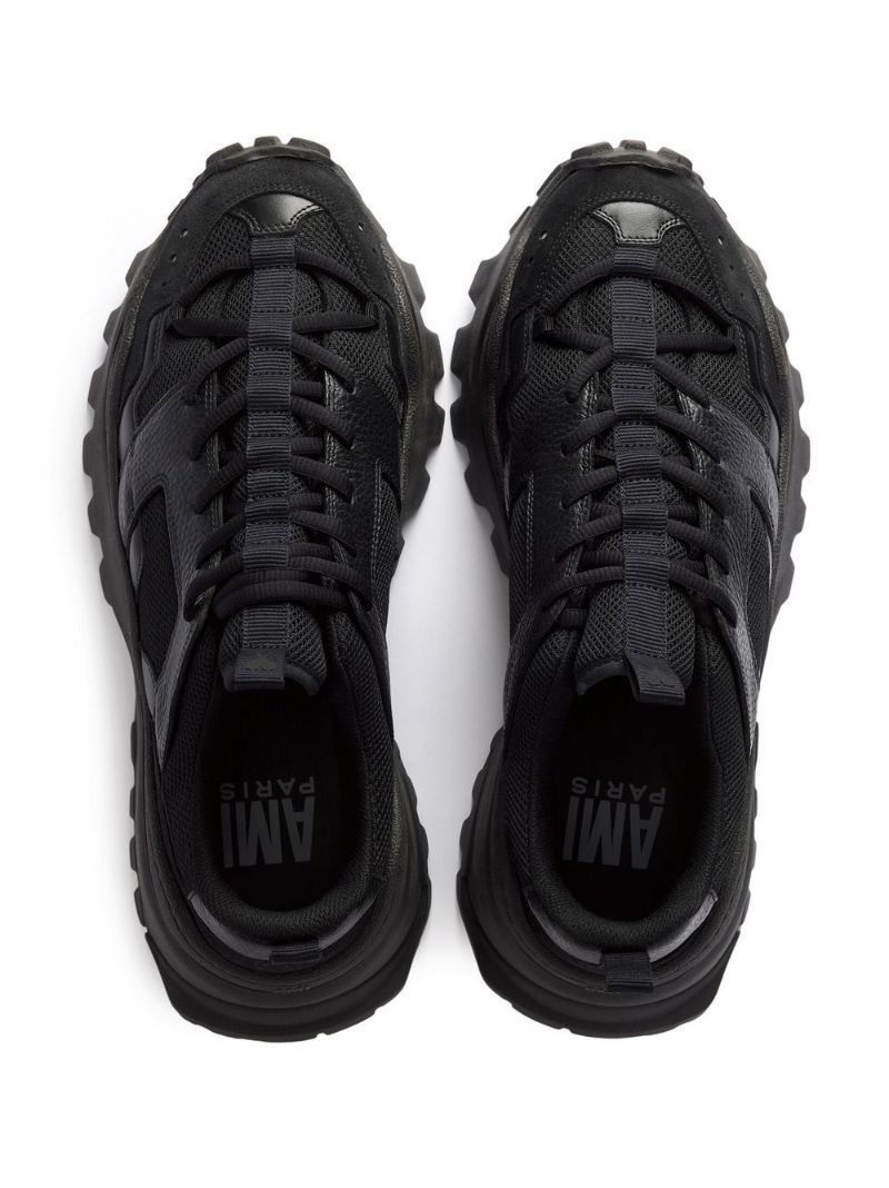 Black Lucky 9 Low-top Sneakers