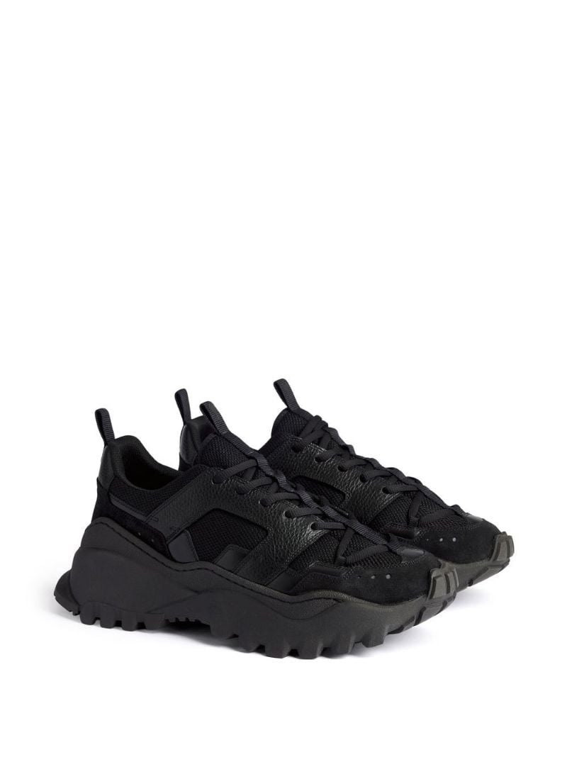 Black Lucky 9 Low-top Sneakers