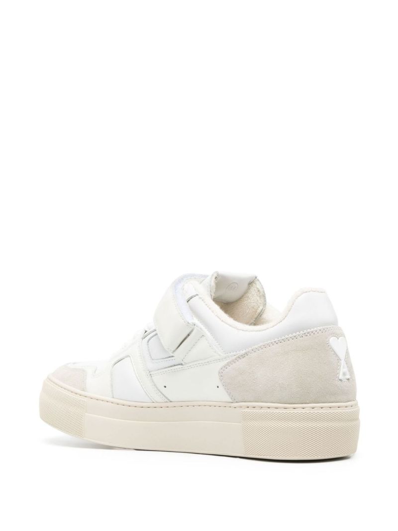 White Ami De Coeur Leather Sneakers