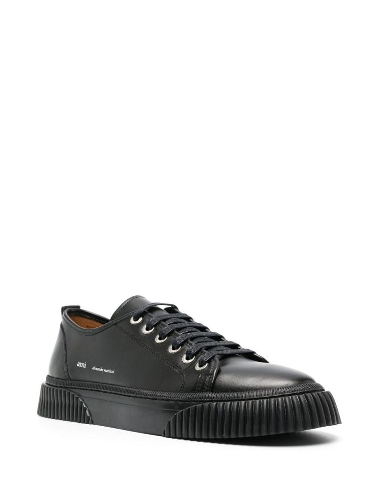 Black Low-top Leather Sneakers