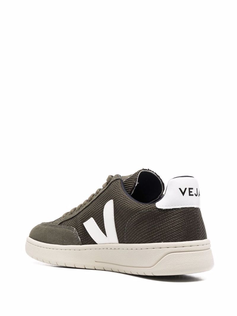 Green V-12 Low-top Sneakers