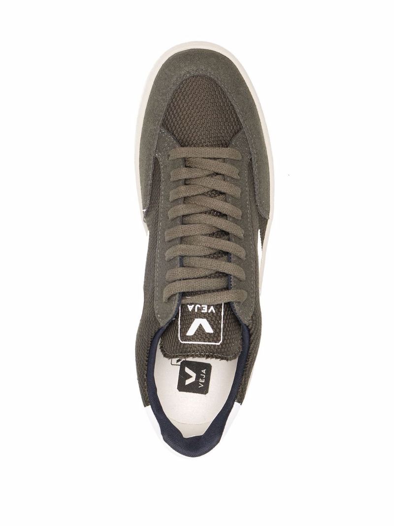 Green V-12 Low-top Sneakers
