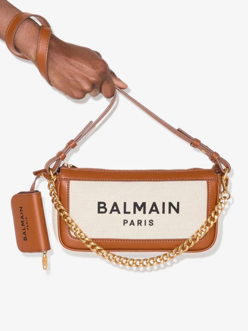 Neutral B-army Chain Leather Shoulder Bag