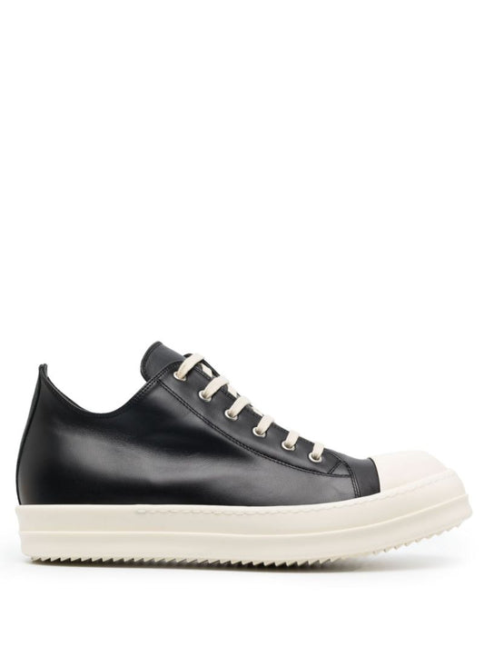 Black Low-top Leather Sneakers