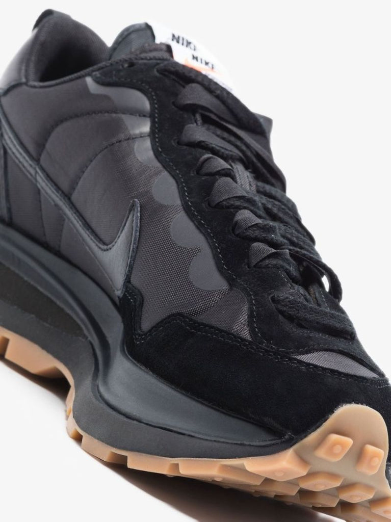 X Sacai Black Vaporwaffle Mesh Sneakers