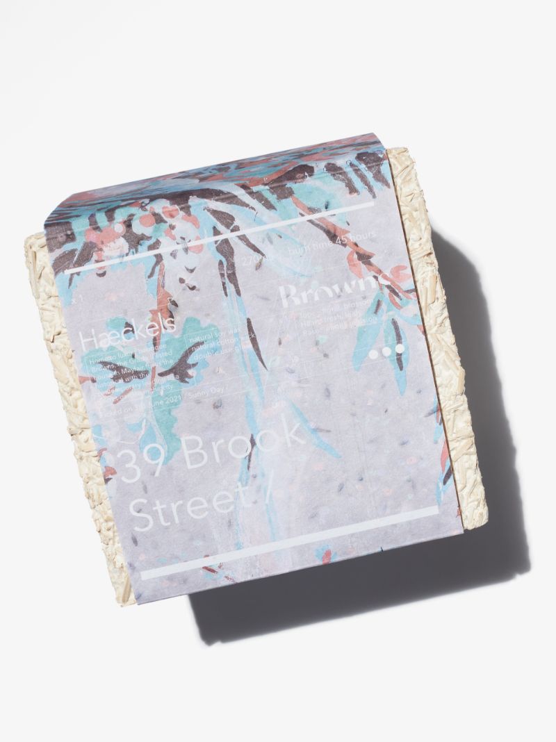 X Browns Neutral and Black 39 Brook Street Candle