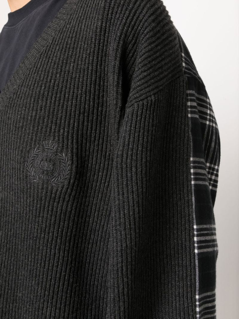 Black Hybrid V-neck Oversized Jumper
