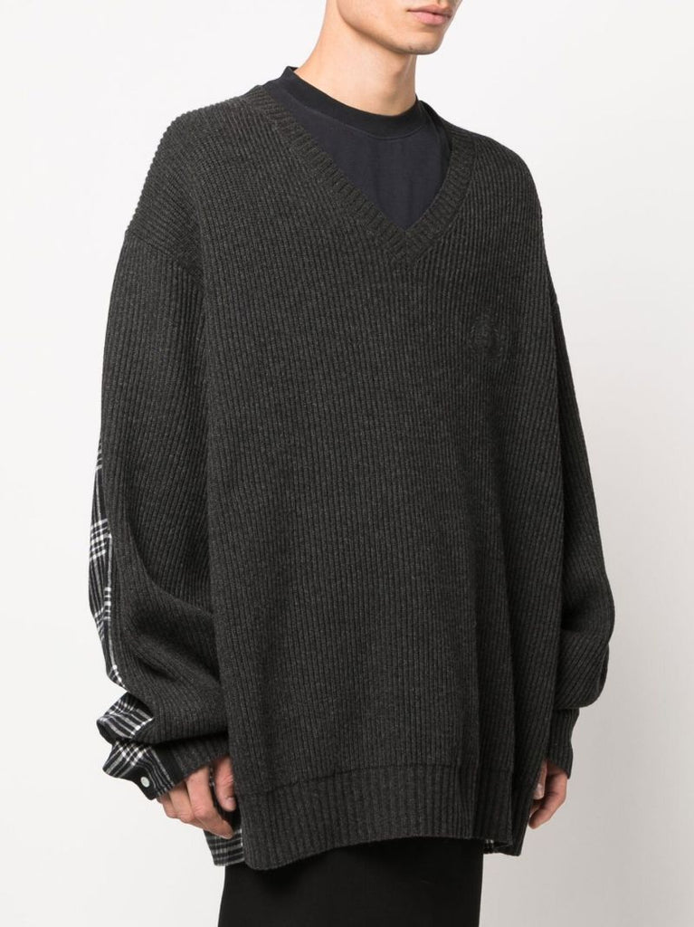Black Hybrid V-neck Oversized Jumper