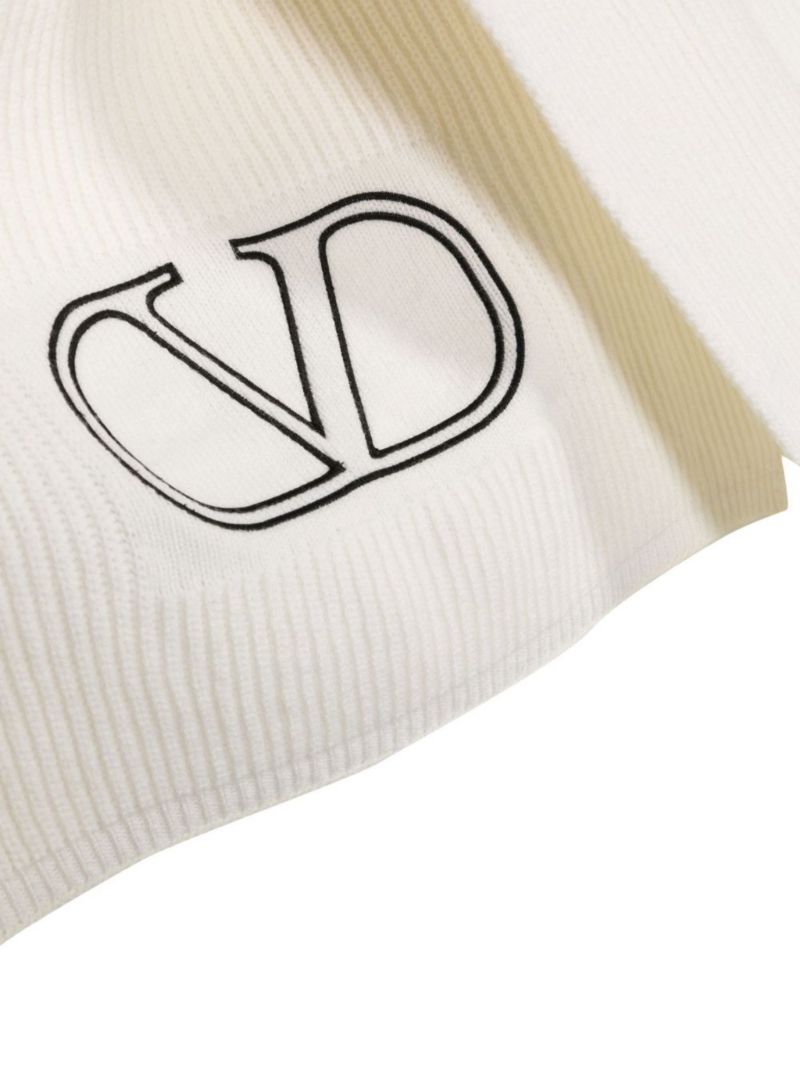 White Vlogo Signature Ribbed Knit Scarf