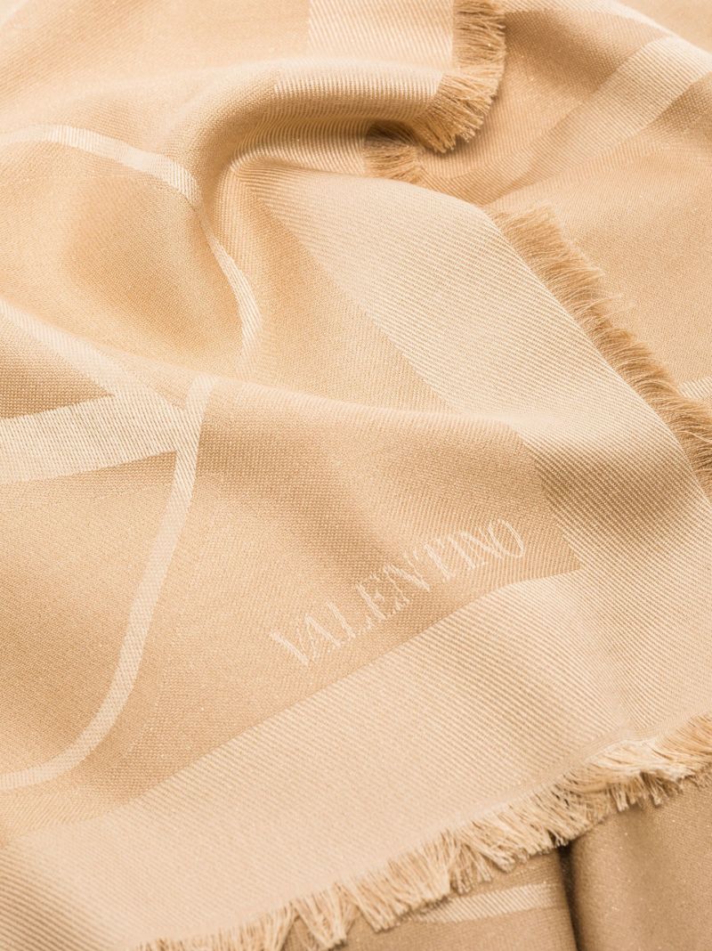 Black Vlogo Signature Fringed Scarf