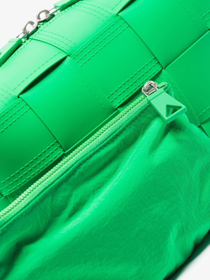 Green Intrecciato Rubber Washbag