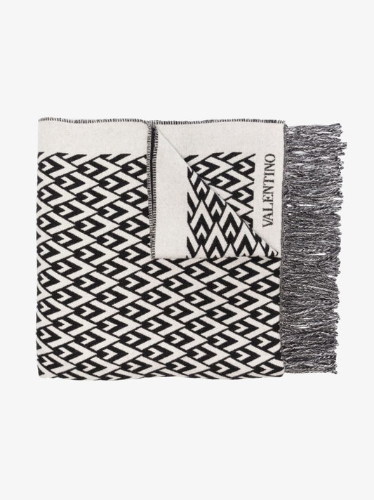 Black Vrhombus Virgin Wool Jacquard Scarf