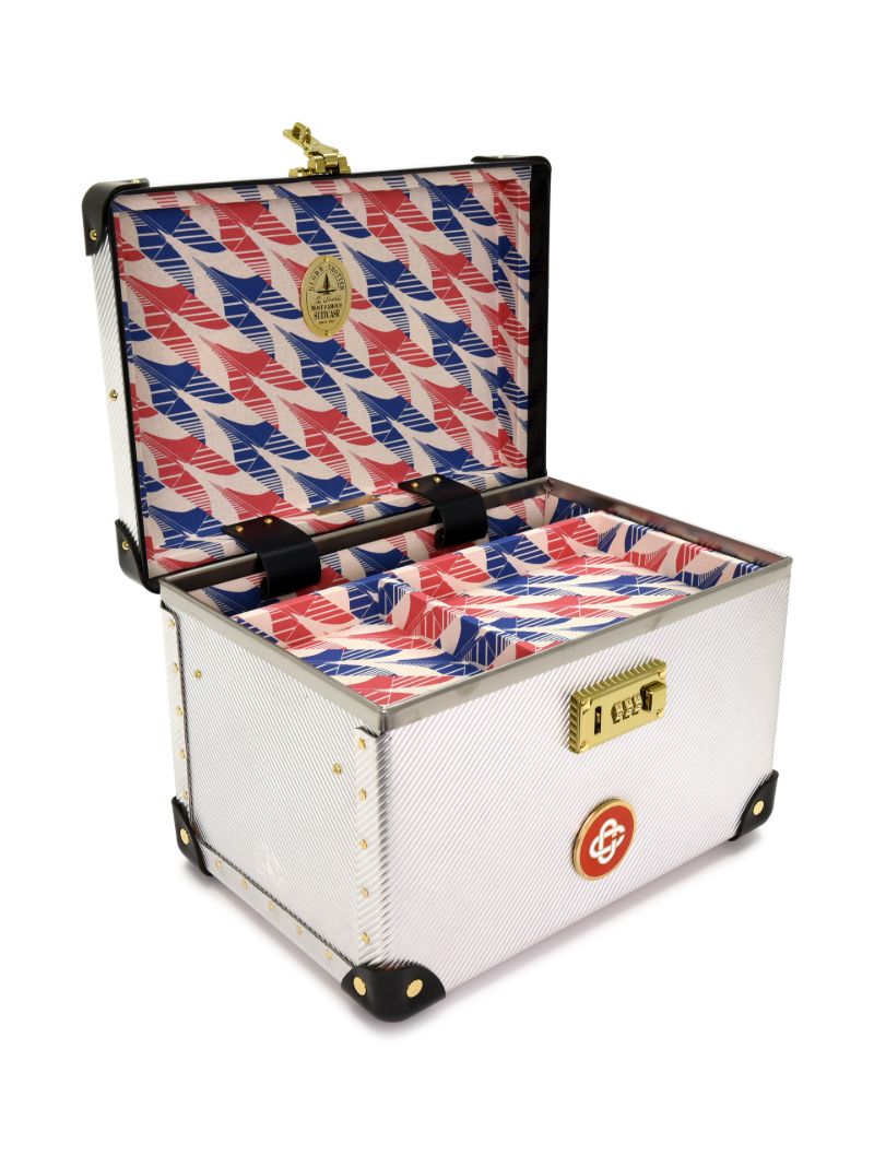 X Globe-trotter Silver-tone Vanity Case