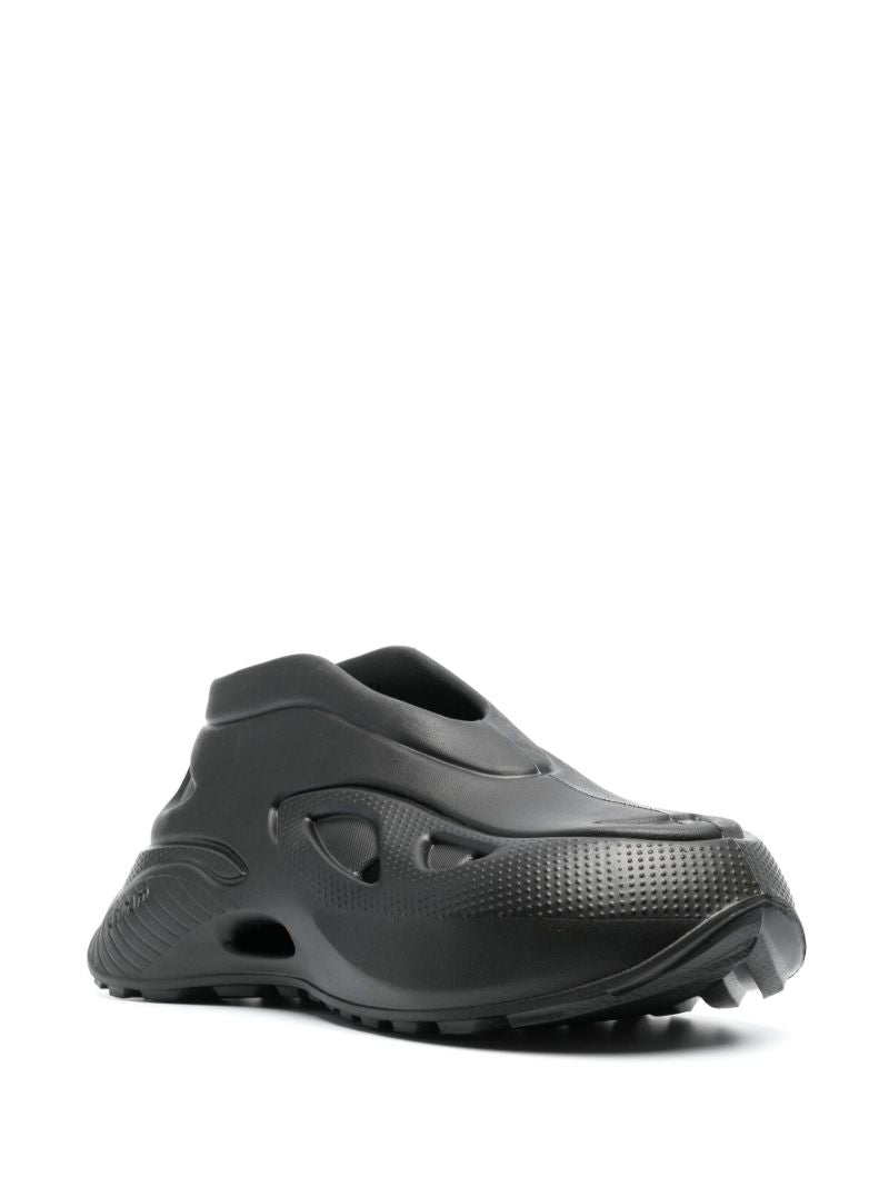 Black Pyro Runner Sneakers