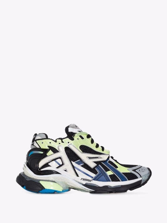 Black Runner Low Top Sneakers