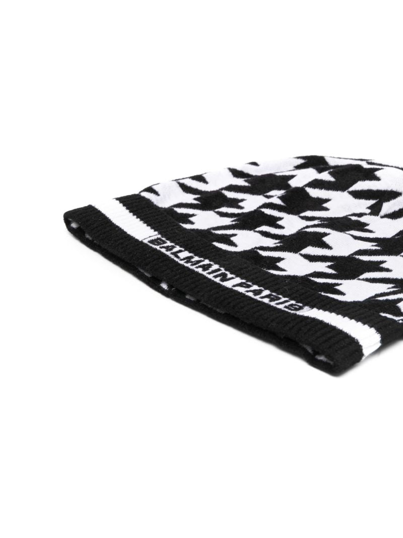 Black Houndstooth Knitted Beanie Hat