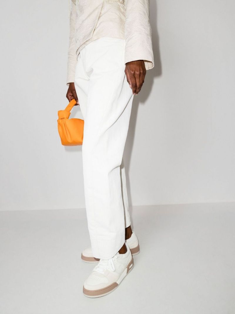 Neutral Match Low Top Leather Sneakers