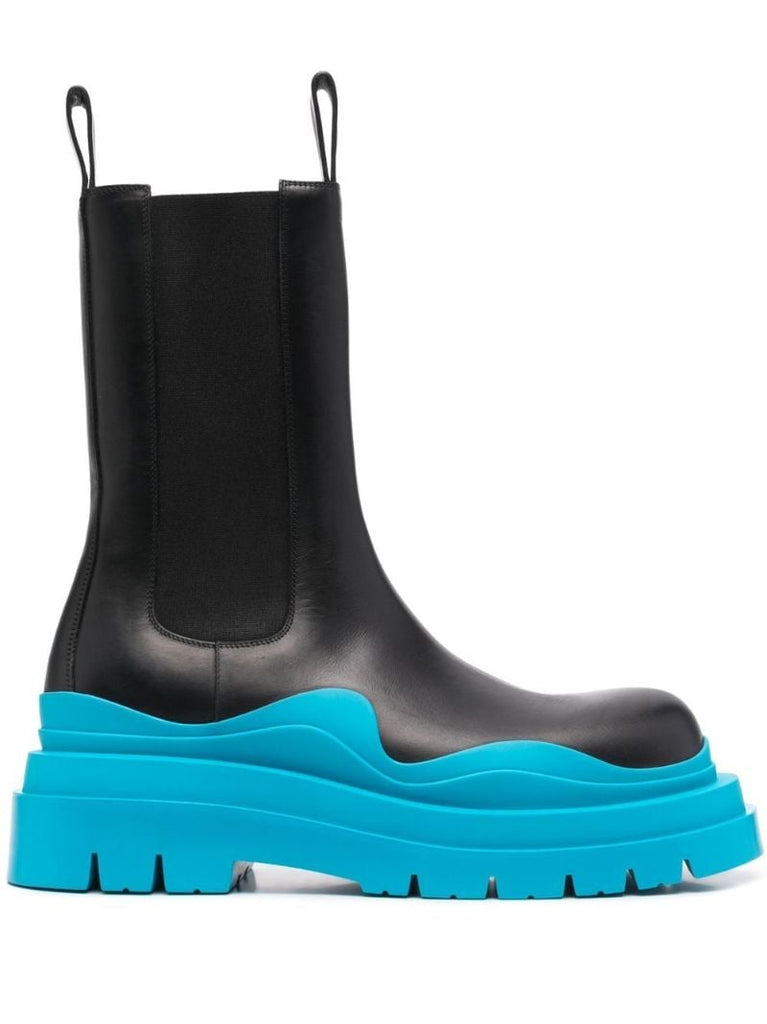 Black Tire Ridged-sole Leather Boots