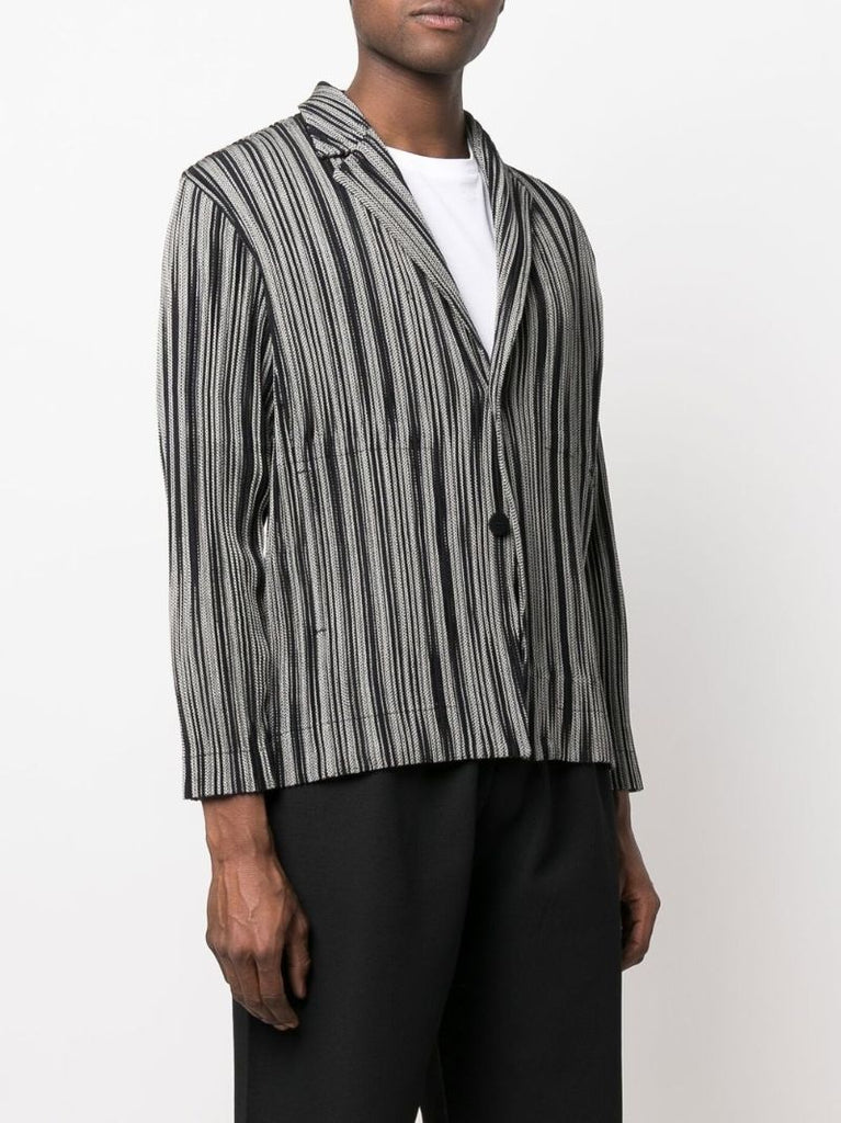Black and White Leno Striped PlissÃ_x0083_Â© Shirt Blazer