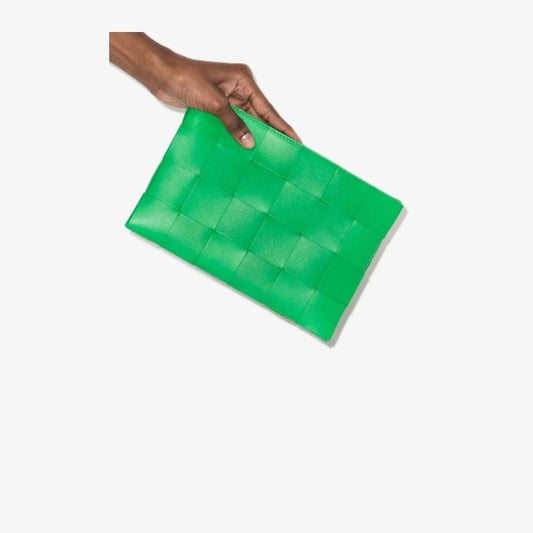Green Bill Zipped Intrecciato Leather Clutch Bag