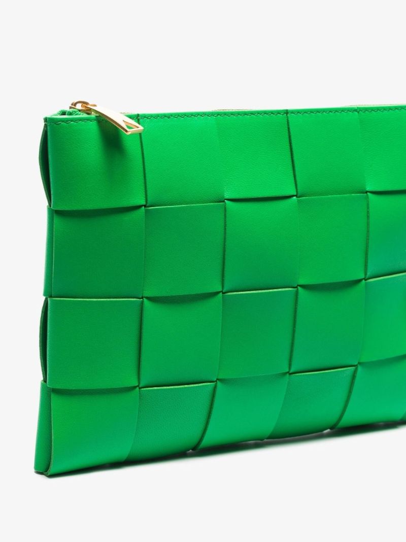Green Bill Zipped Intrecciato Leather Clutch Bag
