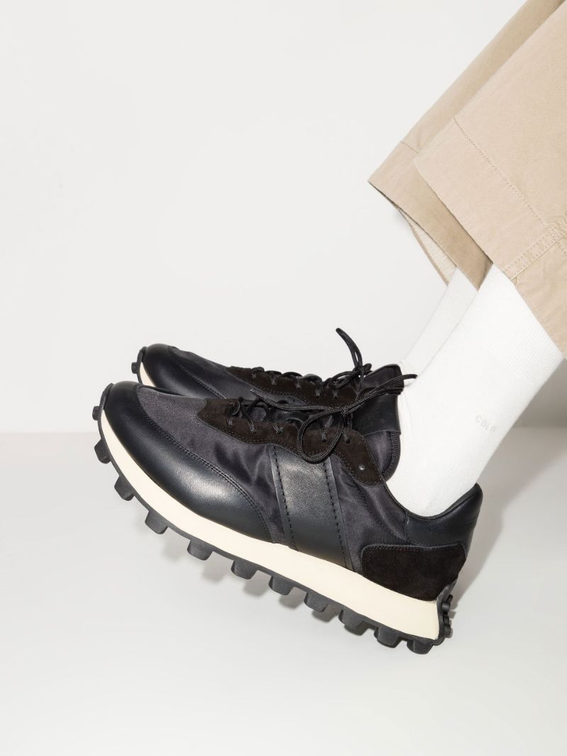 Black 1t Low Top Leather Sneakers