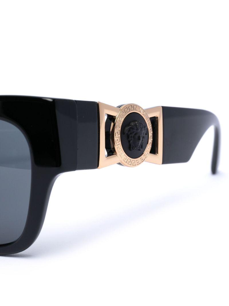 Black Medusa Head Cat-eye Sunglasses
