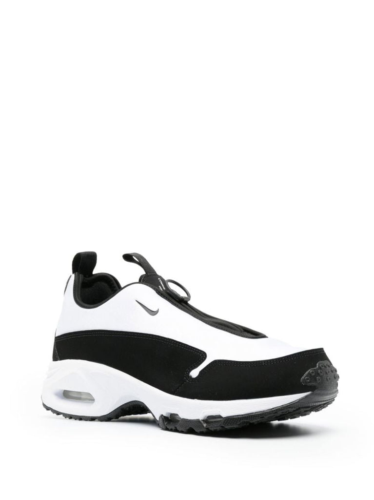 X Nike White Air Max Sunder Low Top Sneakers