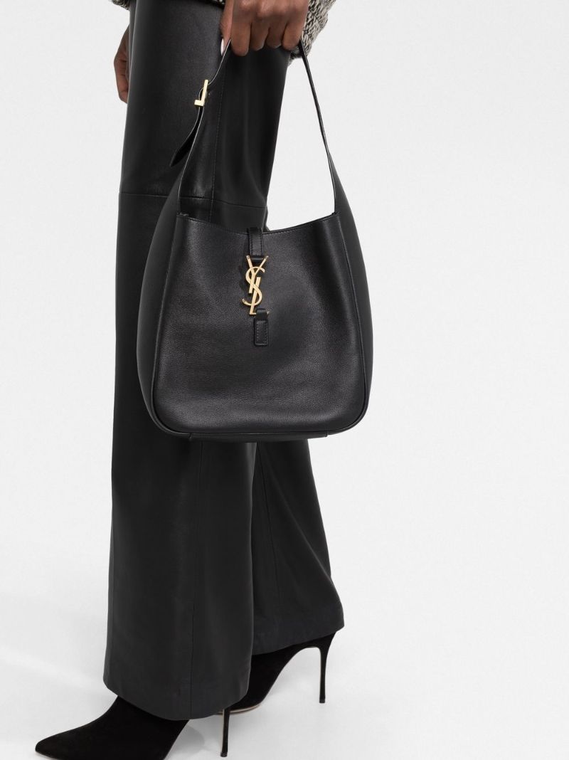 Black Le 5 Ã_x0083_â_x0082_¬ 7 Small Hobo Shoulder Bag