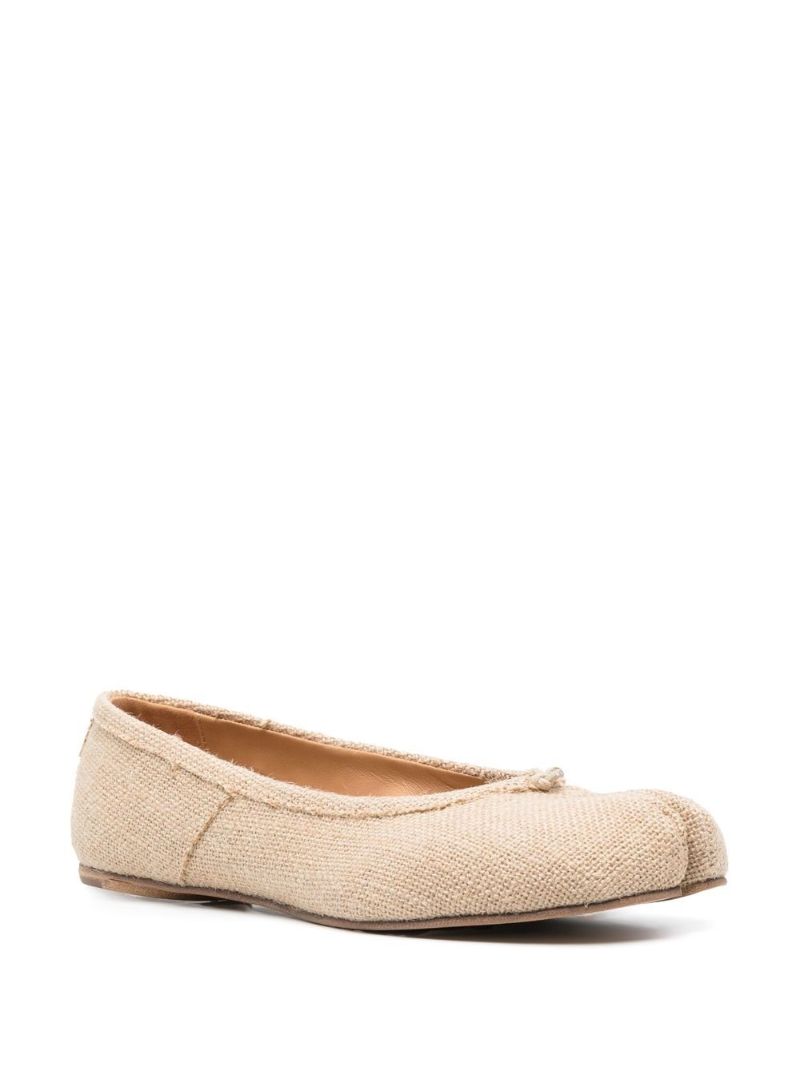 Neutral Tabi Raffia Pumps