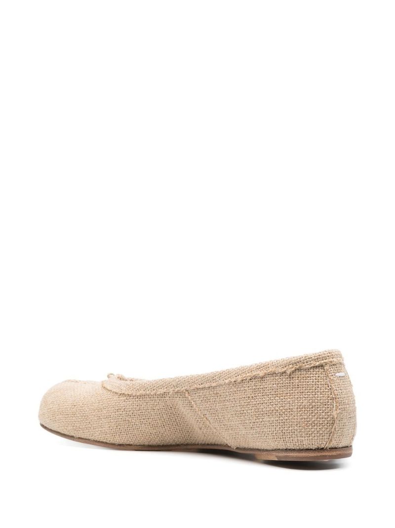 Neutral Tabi Raffia Pumps
