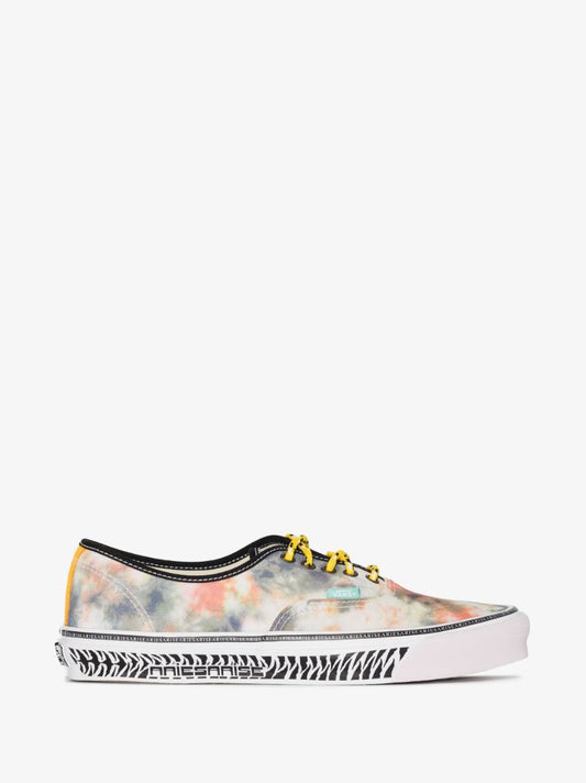 X Aries White Ua Og Authentic Low Top Canvas Sneakers