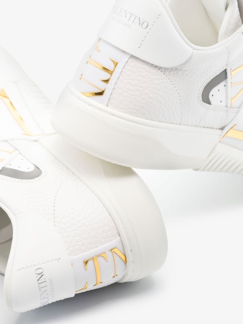 White Vl7n Low-top Leather Sneakers