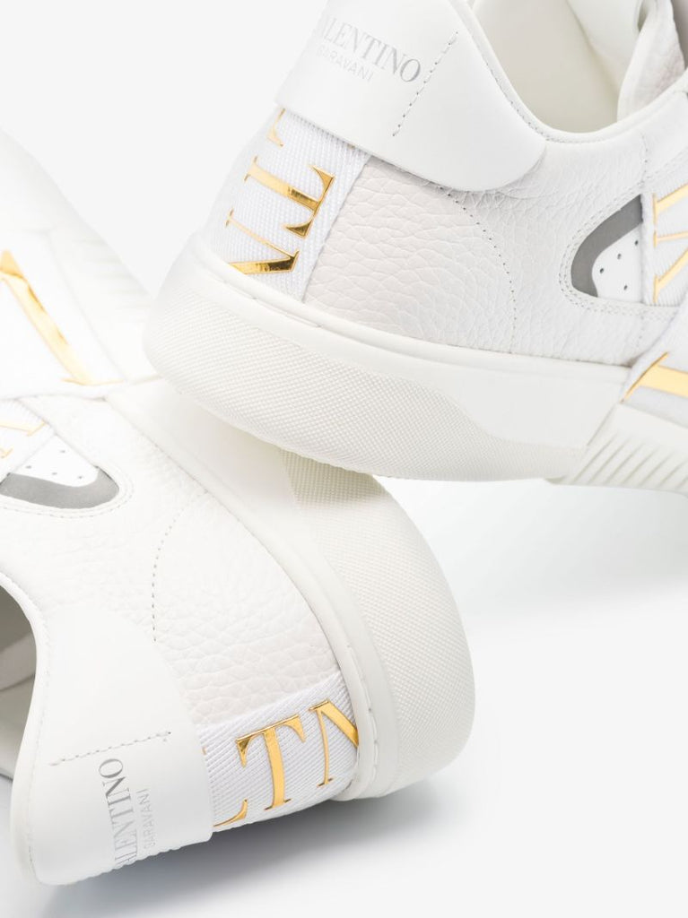 White Vl7n Low-top Leather Sneakers