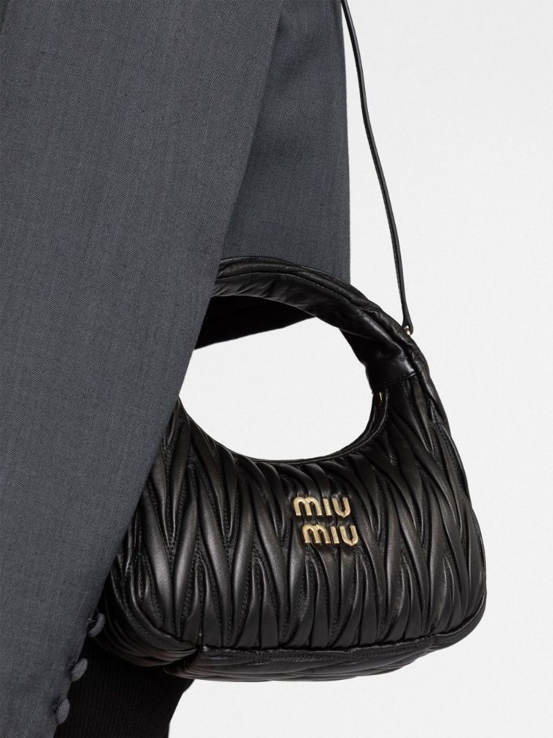 Black Wander Leather Top Handle Bag
