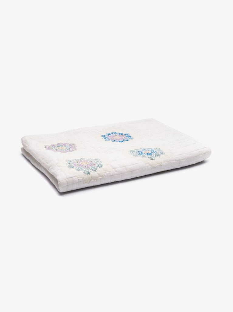 White Violette Tablecloth