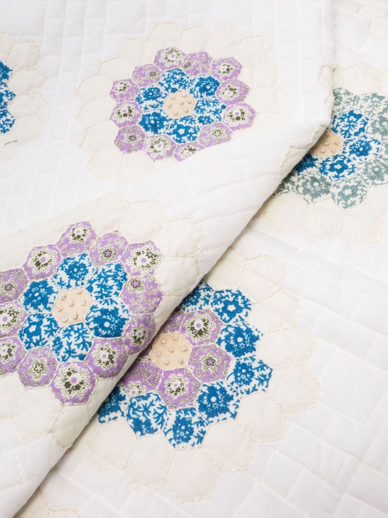 White Violette Tablecloth