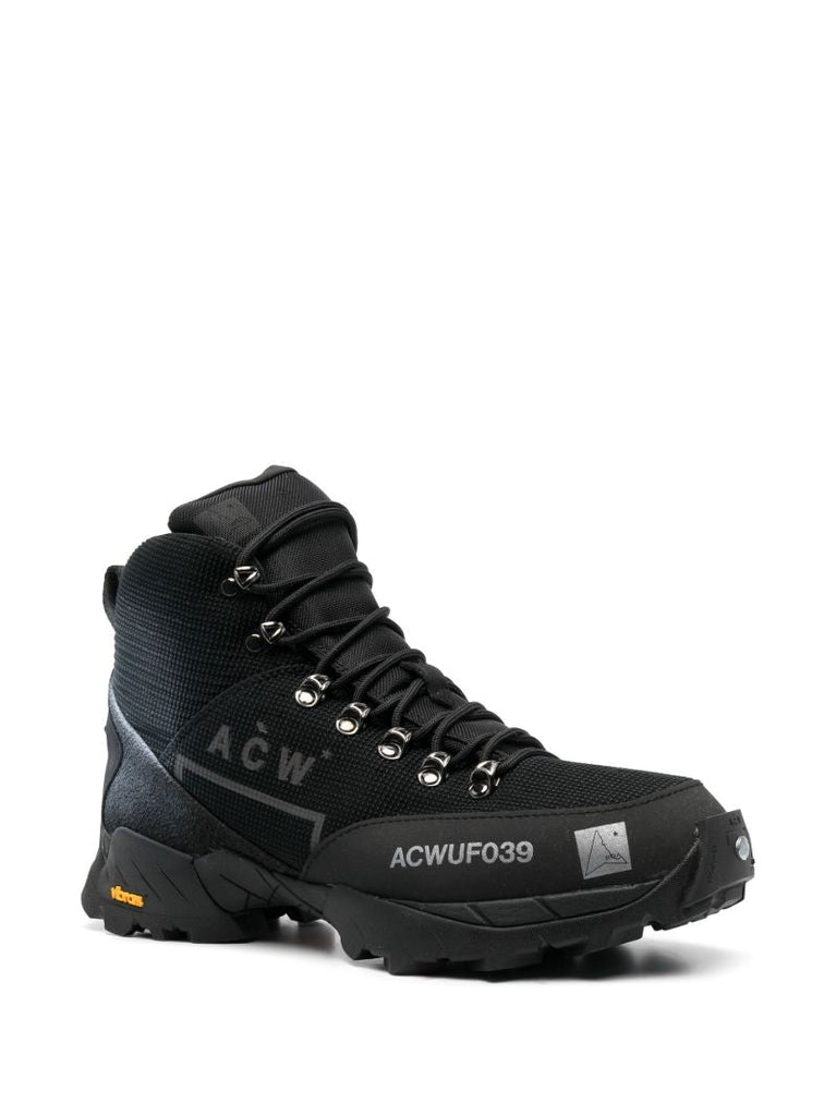 X Roa Black Andreas Hiking Boots
